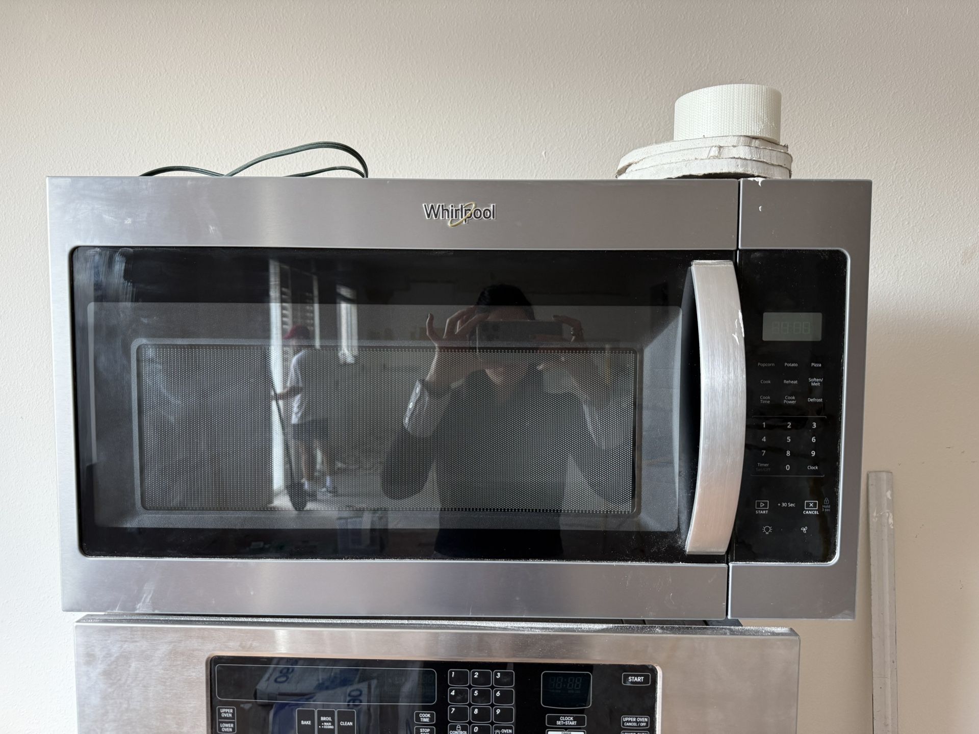 Whirlpool microwave
