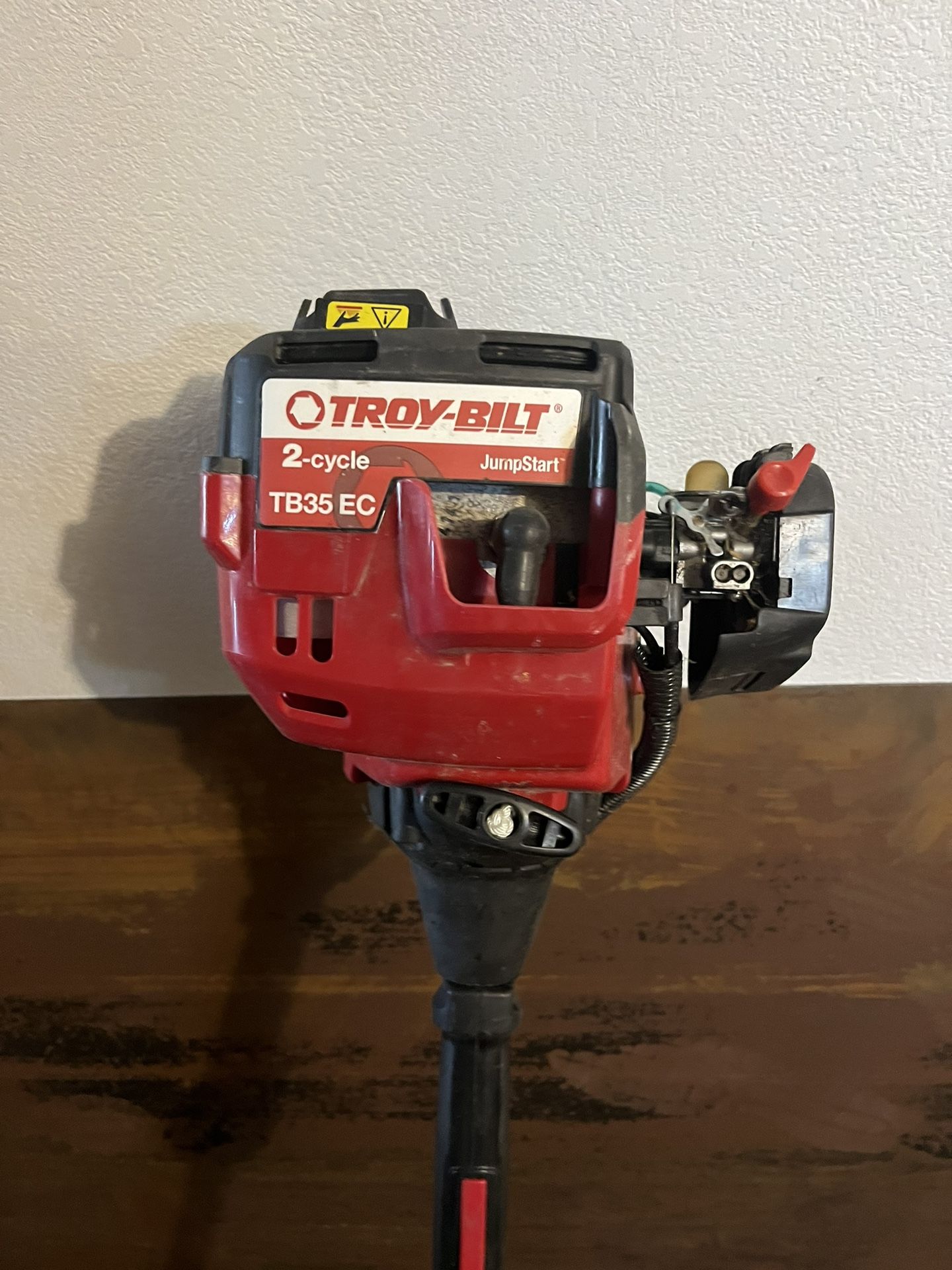 Troy bilt Weed Wacker TB35 EC Straight Shaft String Trimmer for Sale in