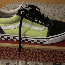 Checkers Tape vans 