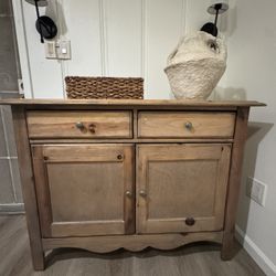 Dresser/console
