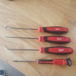Milwaukee Mini Screwdrivers Set
