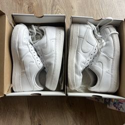 Air Force 1 A Size 11.5 And A 10.5 