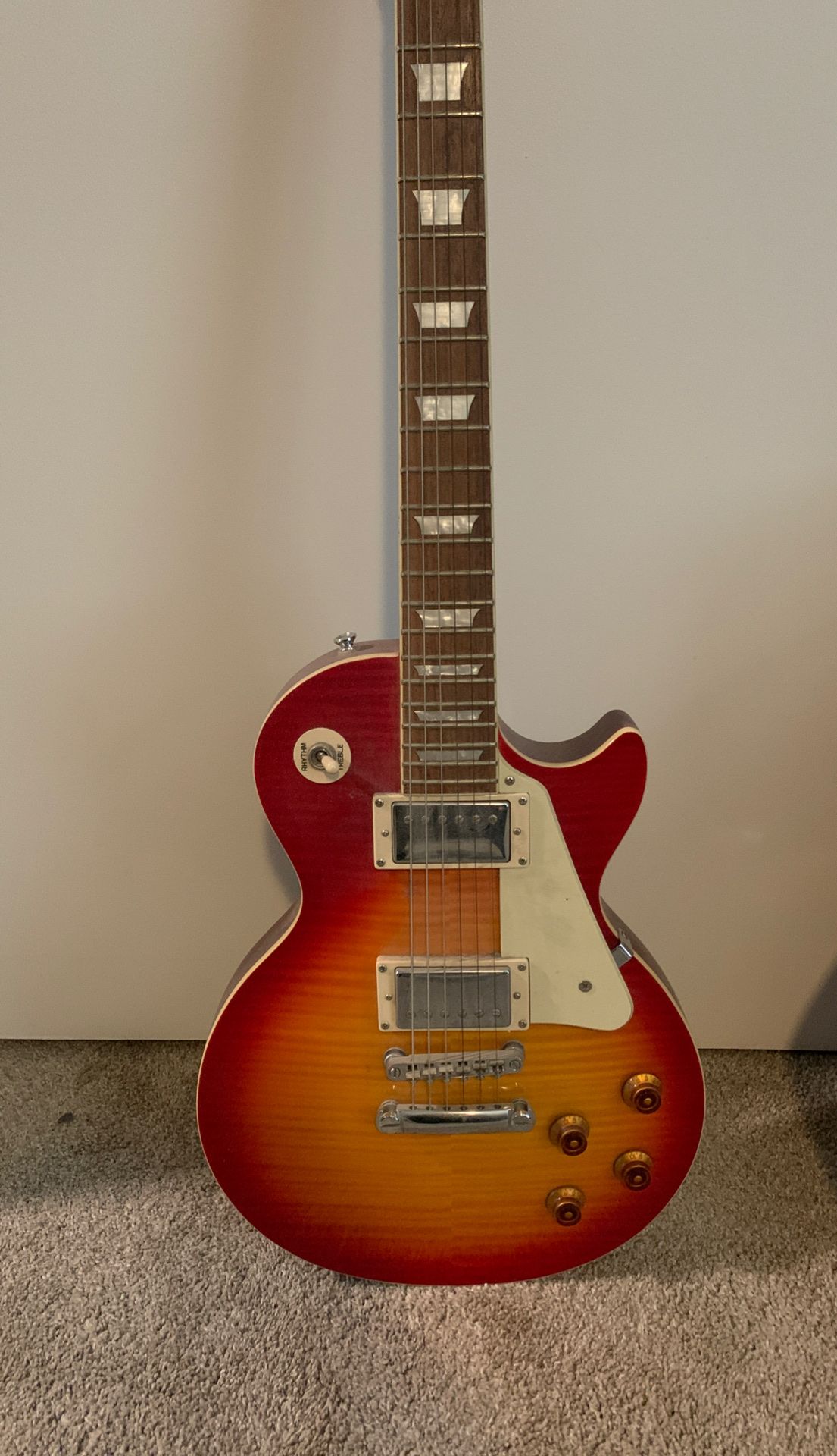 Epiphone les Paul electric guitar