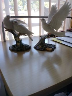 PALOMAS DE PORCELANA.