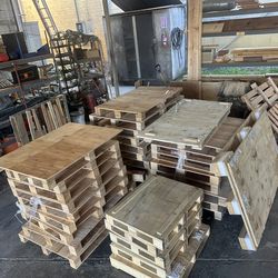 Flat top pallets for sale in El Cajon