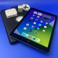 Apple iPad 5th 32 GB iCloud clean 