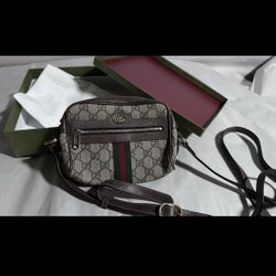 Auth GUCCI Ophidia GG Supreme Small Shoulder Bag 517080 Beige Brown PVC Leather