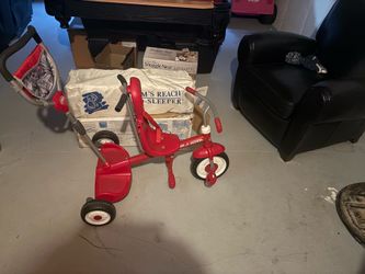 Radio Flyer 4 in 1 trike and stroller