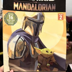 Star Wars: The Mandalorian Season 2 Poster Book