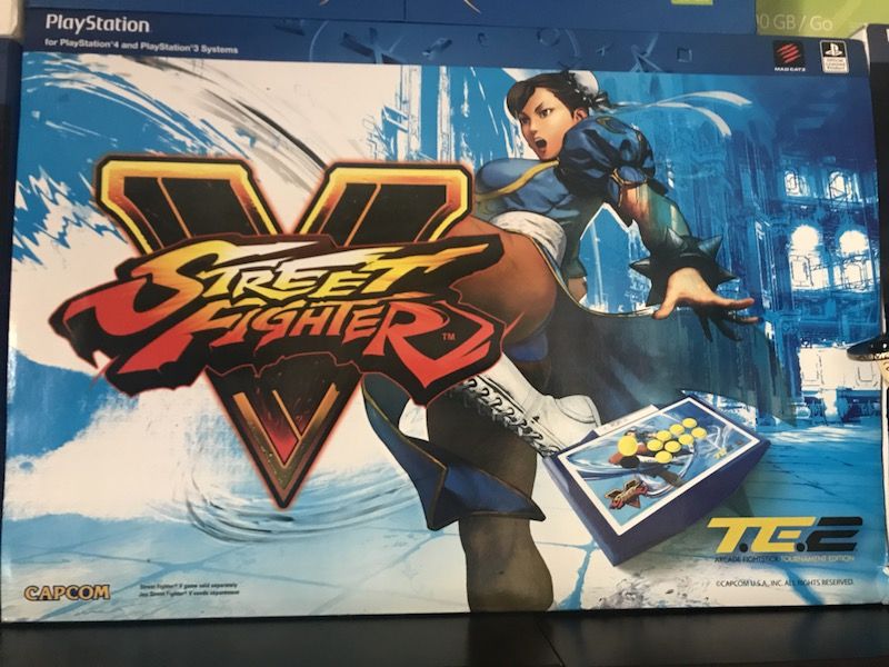 Mad Catz te2 Chun Li special edition arcade fight stick