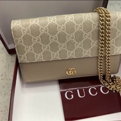 Gucci Crossbody Like New