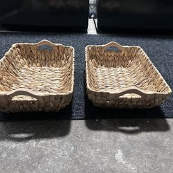 2 Baskets 