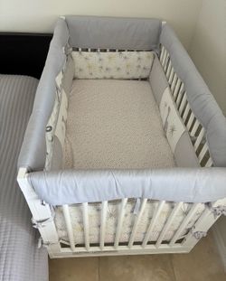 Baby Crib, Mattress and bumpers