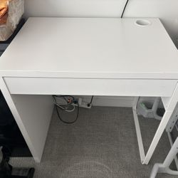 White Desk