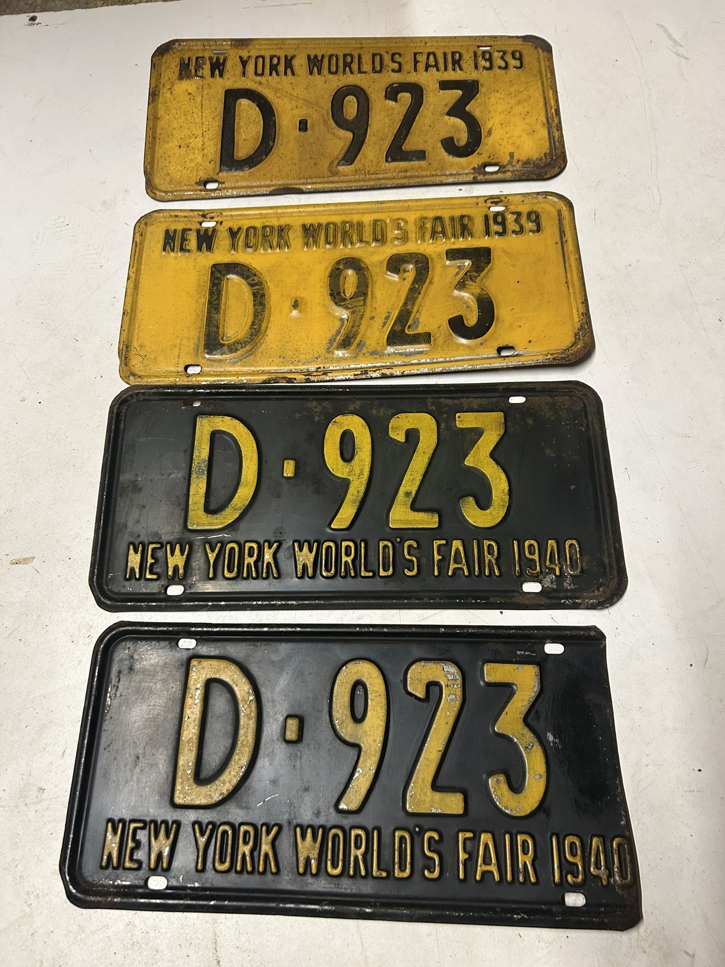 1939 And 1940 New York World Fair License Plate Plates