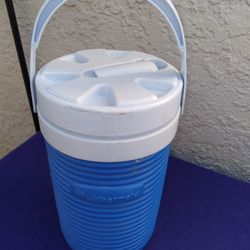 Rubbermaid Personal Water Jug ½Gallon 