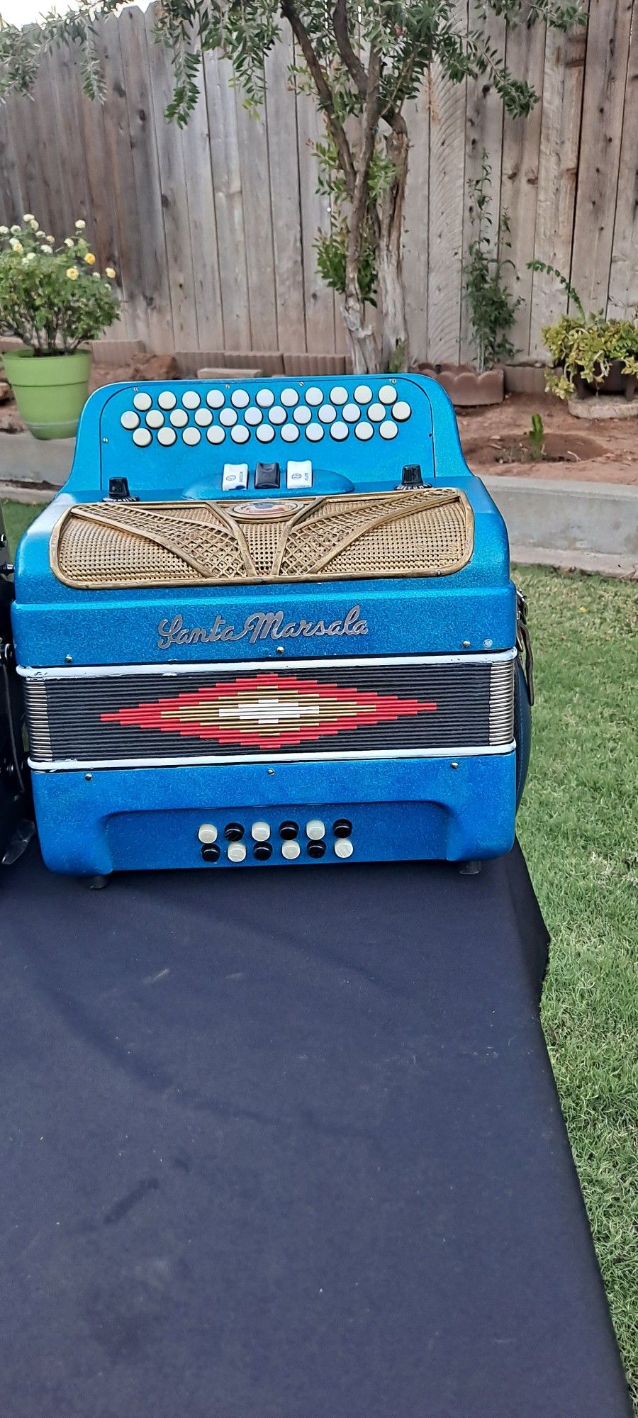 Acordeón Santa Marsala Vintaje Tono Fa 3 Cambios Home decor