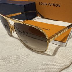 Louis Vuitton Attitude Pilote Sunglasses