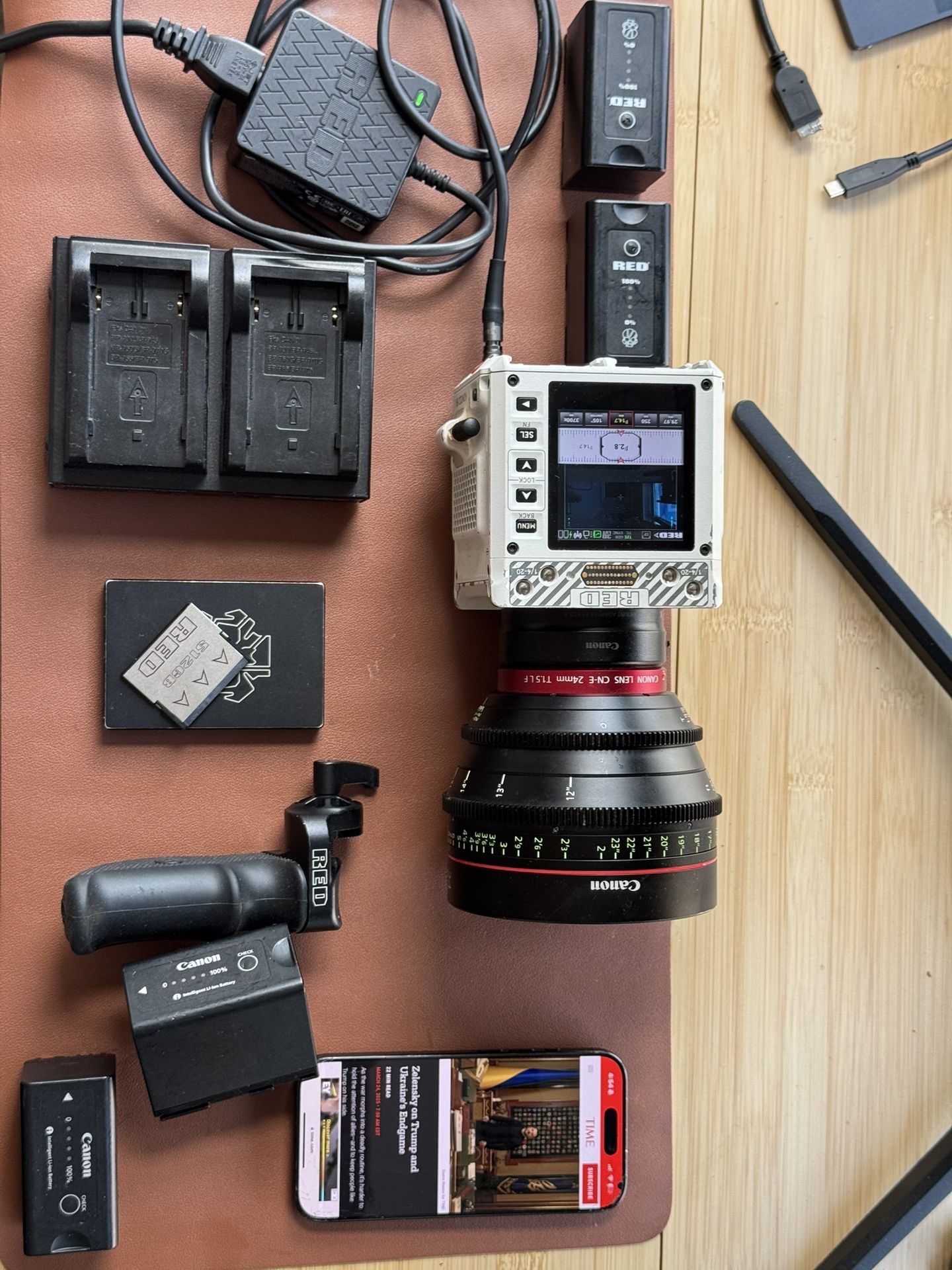 Komodo Red storm trooper, canon R3, canon cinema prime 24