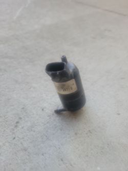 Washer pump toyota tacoma 1999