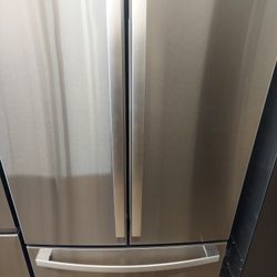 GE 27cu.ft French Door Refrigerator