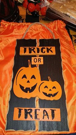 Trick or Treat wooden sign