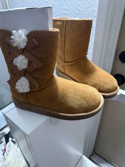 Kookaburra By UGG