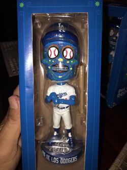 Dia De Los Dodgers bobblehead