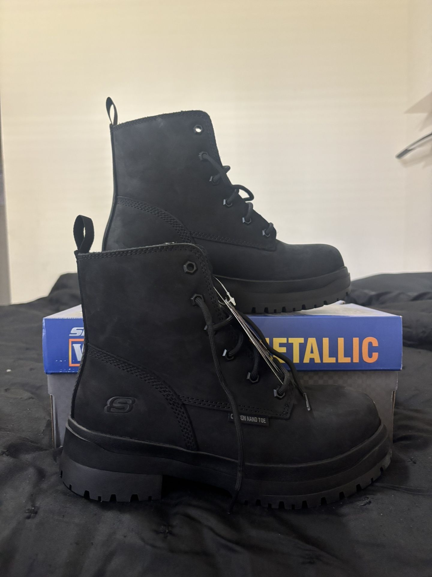 Sketchers Work Non-metallic Boots