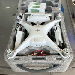 DJI Phantom 4