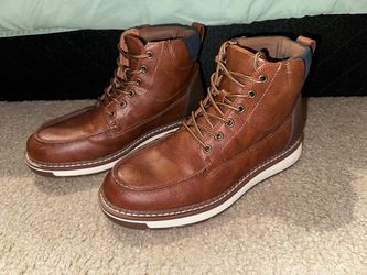 Men’s Lace Up Boots