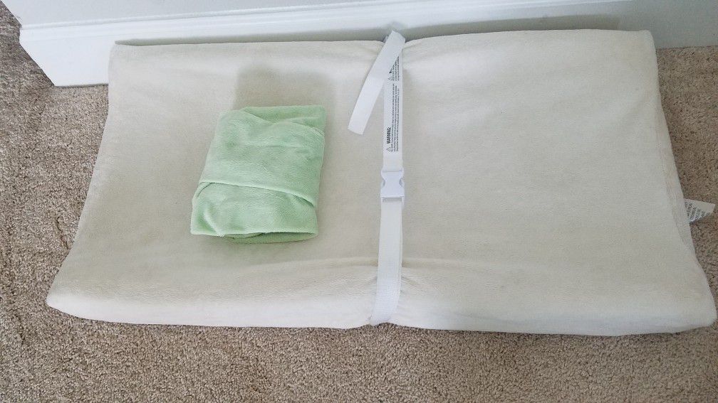 Baby changing mat with 2 covers included
