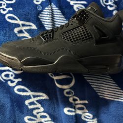 New Black Cat Size 7mens 8.5 Women’s
