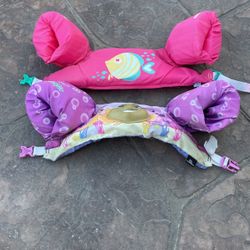 2 Puddle Jumpers By Sterns