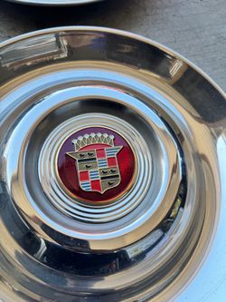 Cadillac hubcaps