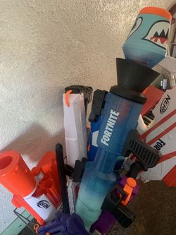 Nerf Play Guns