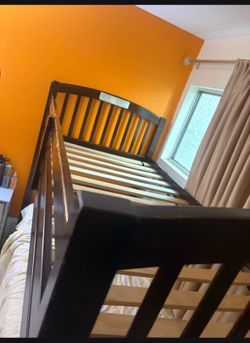 Bunk beds Separates To 2 Twin, With Ladder And Mattress,