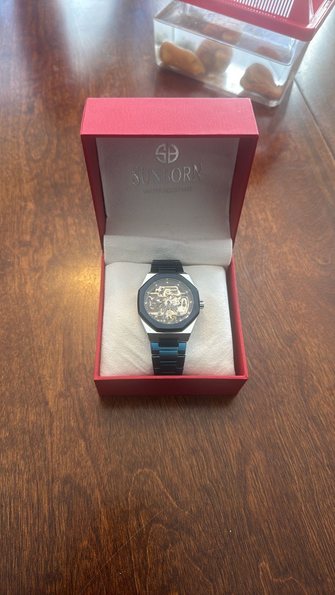 Sunborn Watch
