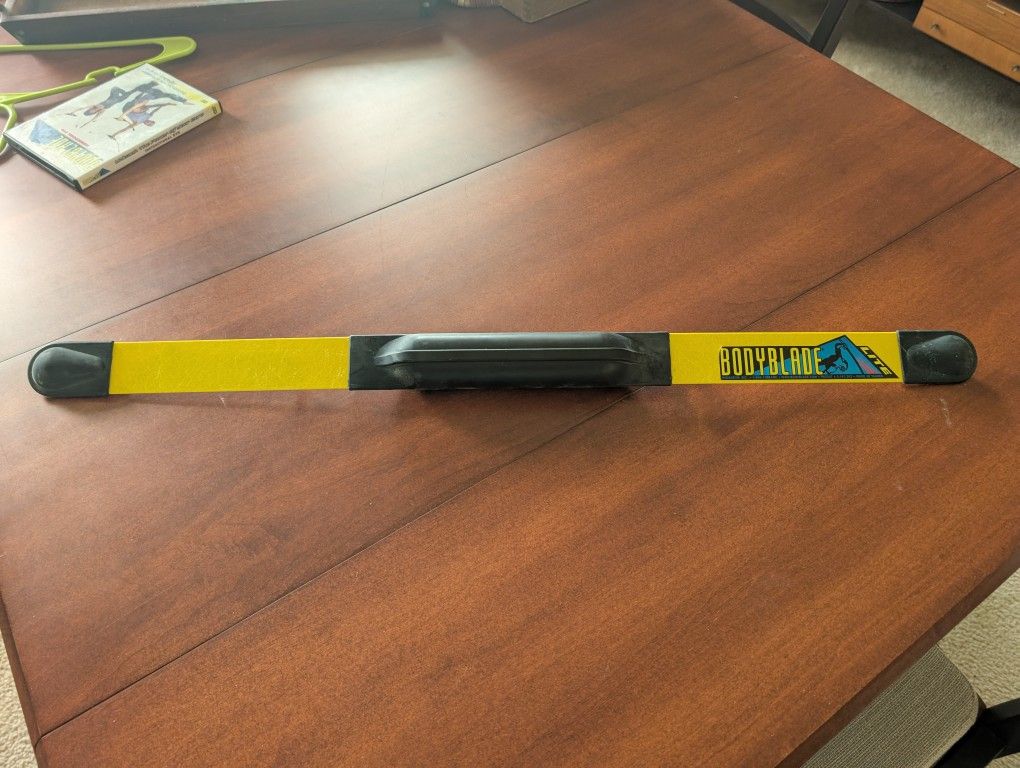 Bodyblade 32” Cardioblade Cardio Fitness Exercise Strength Resistance Bar