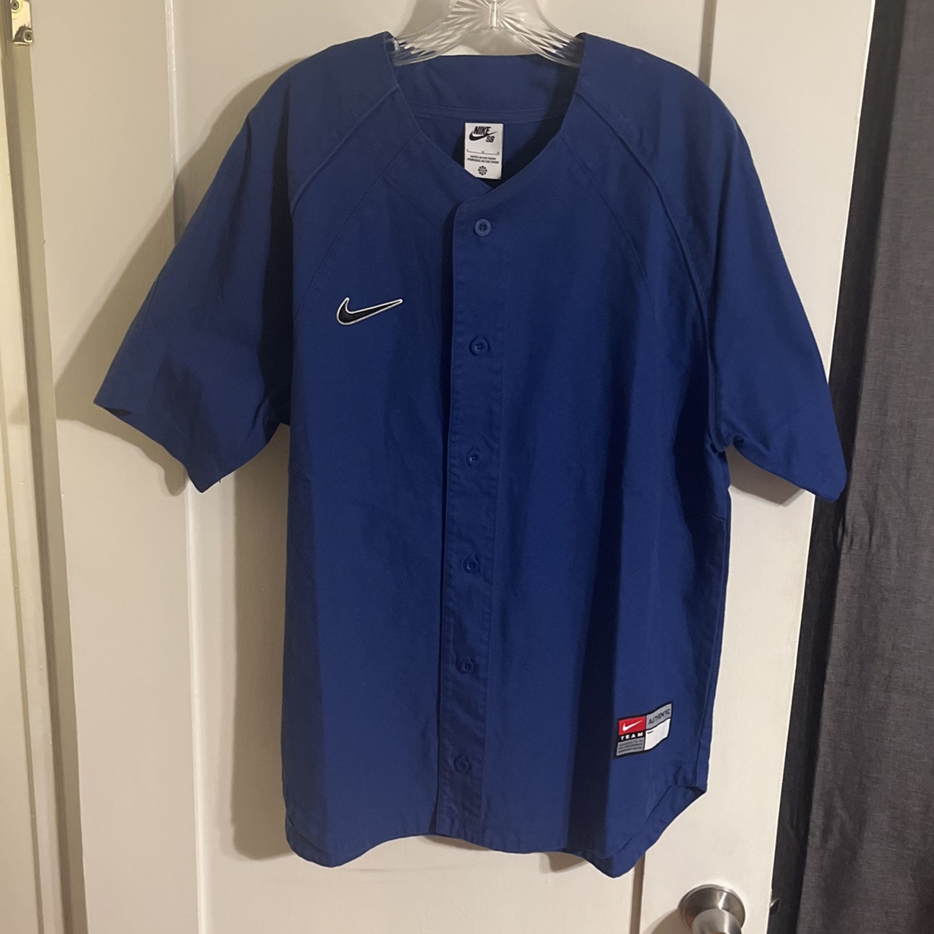 Nike SB x MLB Skate Dodgers Baseball jersey size L for Sale in Burbank, CA  - OfferUp