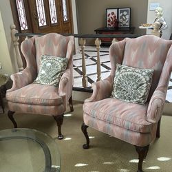 Accent chairs