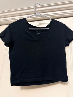 Black crop top
