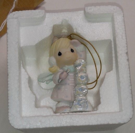 Precious Moments "Icy Good Times Ahead" 2003 Christmas Ornament #112840 NIB