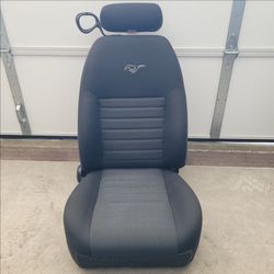 🔥 Ford Mustang OEM Cloth Front Bucket Seat Manual Track Pony Logo Interior Carseat Chair 👀

Overall Pre-Owned Condition ✅️ 

Original Price: Unknown