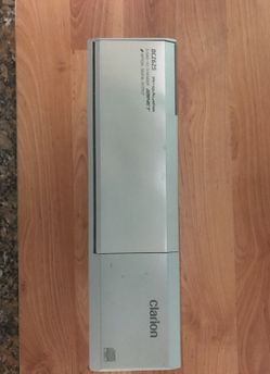 Clarion 6 disk cd changer with disk magazine