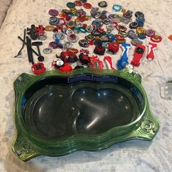 Gently Used Large Set Of Bleyblades With Arcade