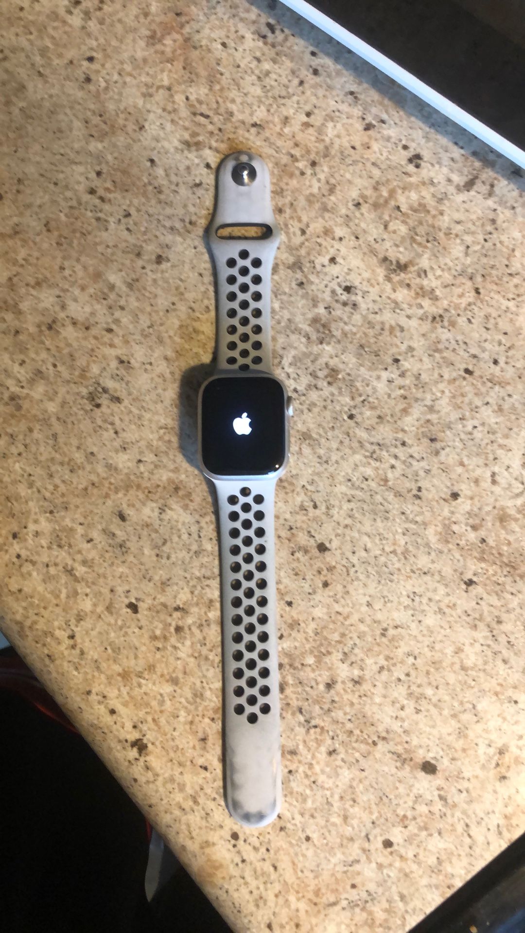 Apple Watch Series 7 Nike Sport Band