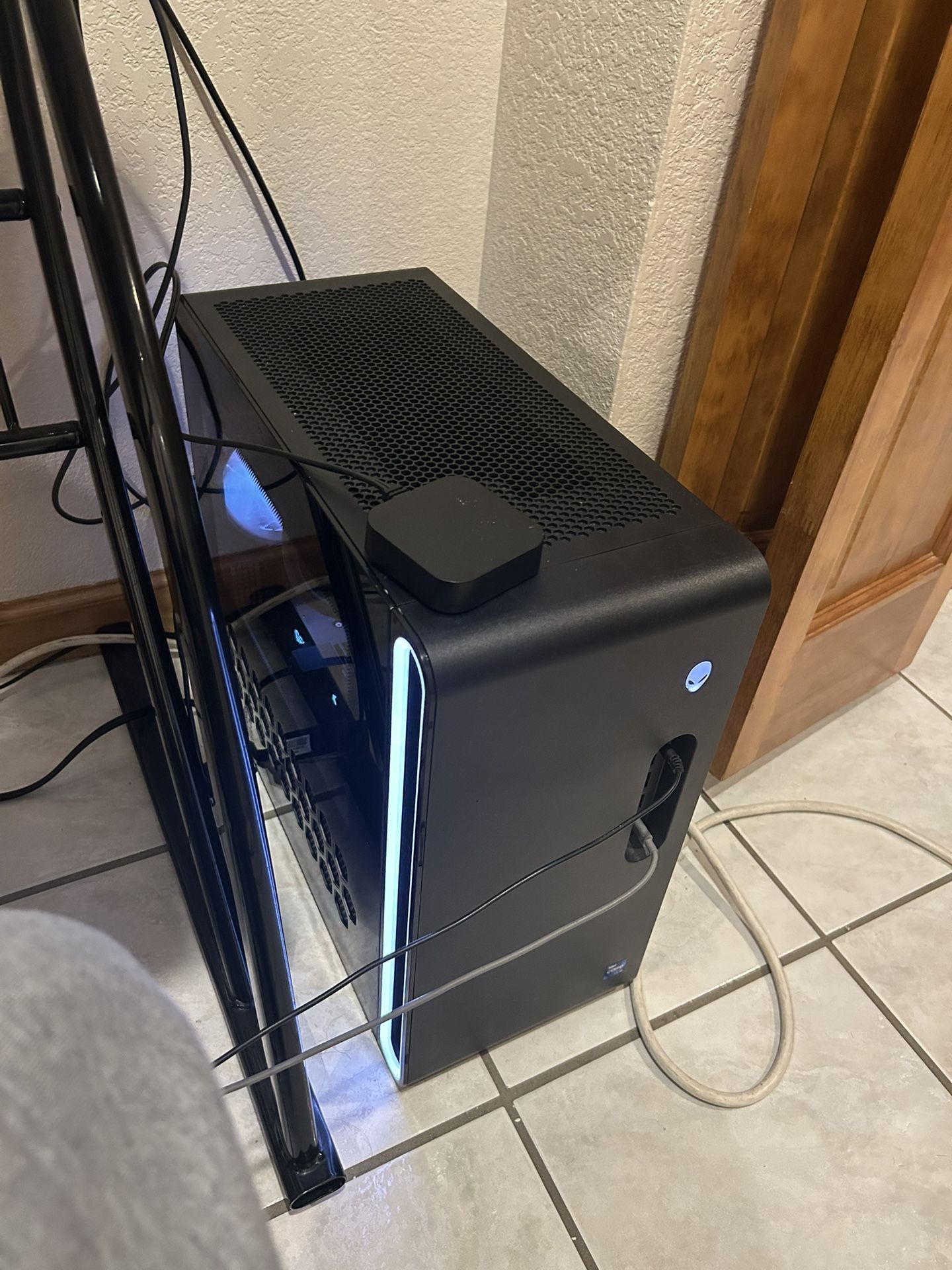 Alienware R16