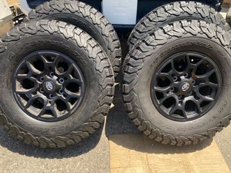 Toyota Tacoma wheels rims tires
