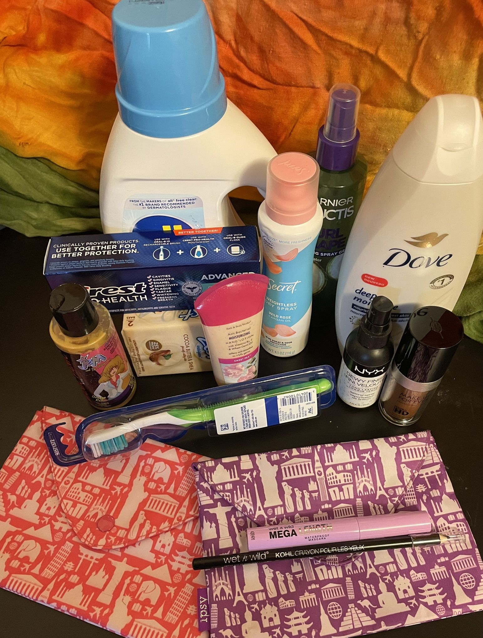 Women’s Household & Make Up Bundle